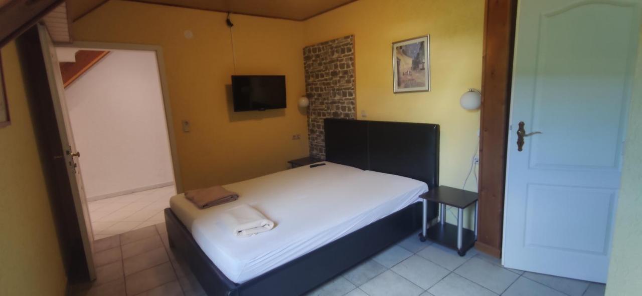 Appartement An Der Alten Romerstrasse à Neumagen-Dhron Chambre photo
